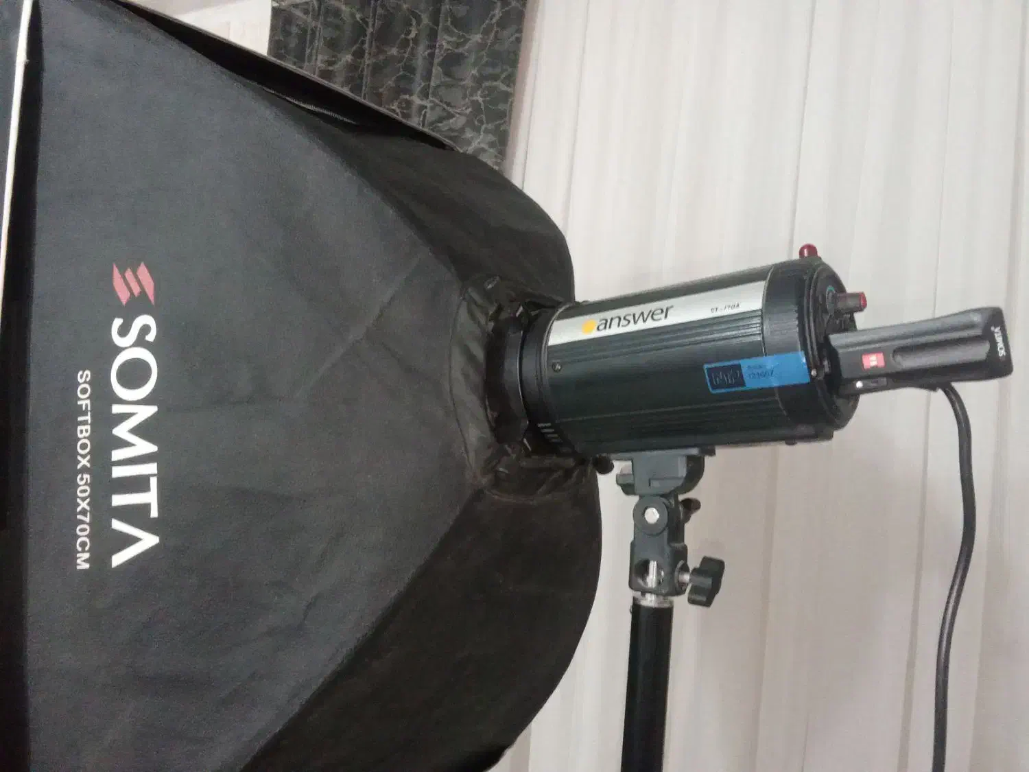 دو عدد فلش آتلیه با سافت باکس ،رادیوفلش|دوربین عکاسی و فیلم‌برداری|اهواز, زیتون کارمندی|دیوار