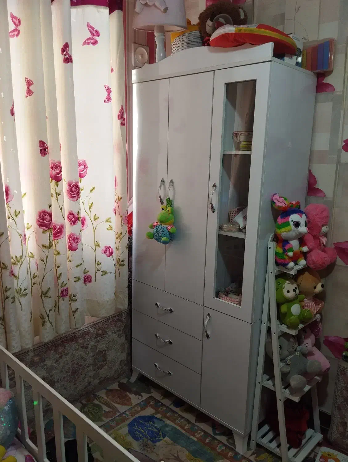 کمد بچه|جاکفشی، کمد، دراور|اندیشه, اندیشه فاز ۱|دیوار