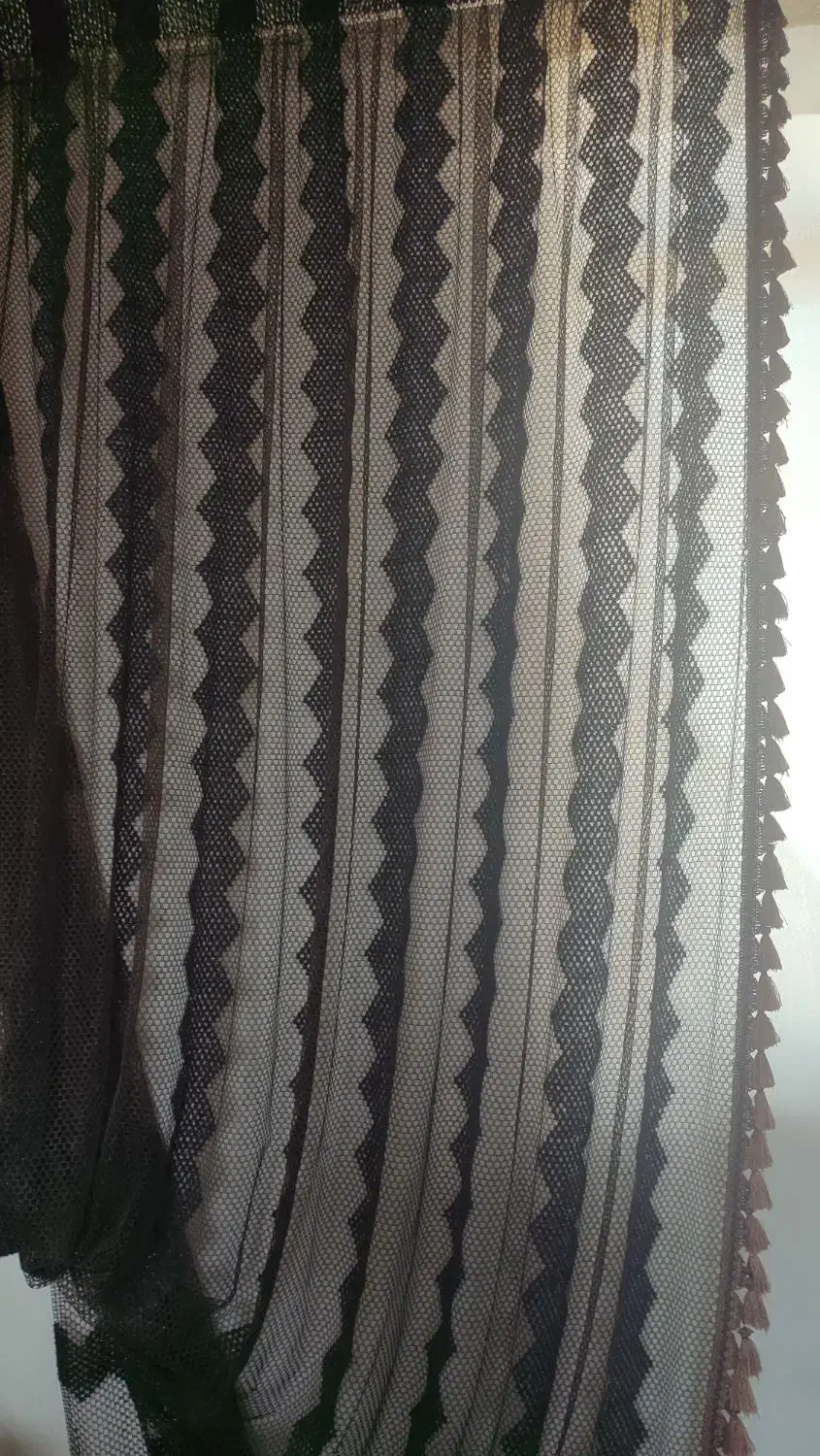 والن پرده.|پرده، رانر، رومیزی|نیشابور, بنیاد شهید|دیوار