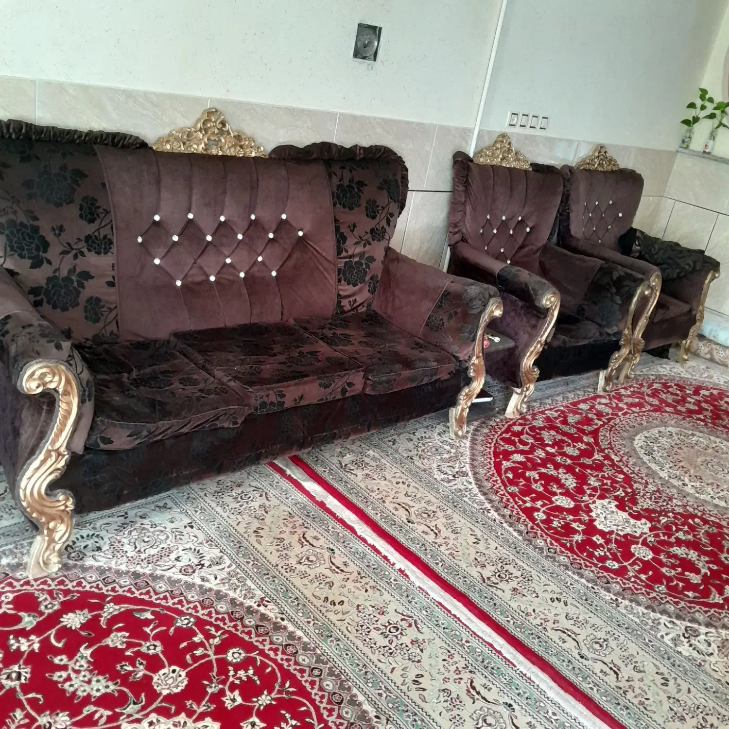 مبل وجلو مبلی|مبلمان خانگی و میز عسلی|سیرجان, |دیوار