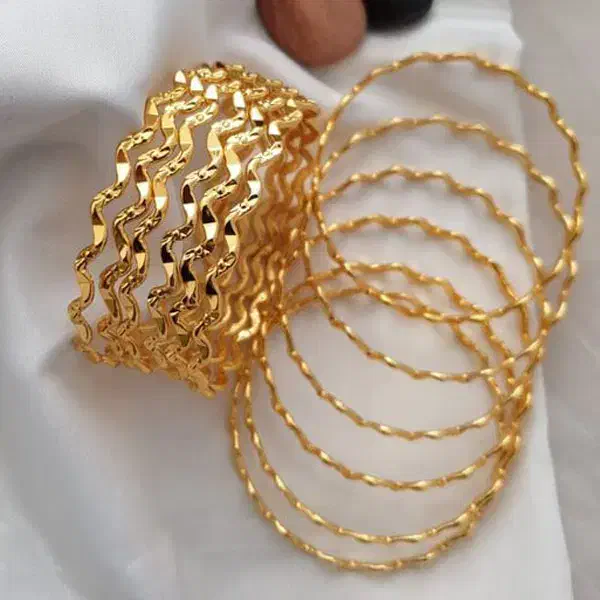 تک پوش و النگو|بدلیجات|بهار, |دیوار