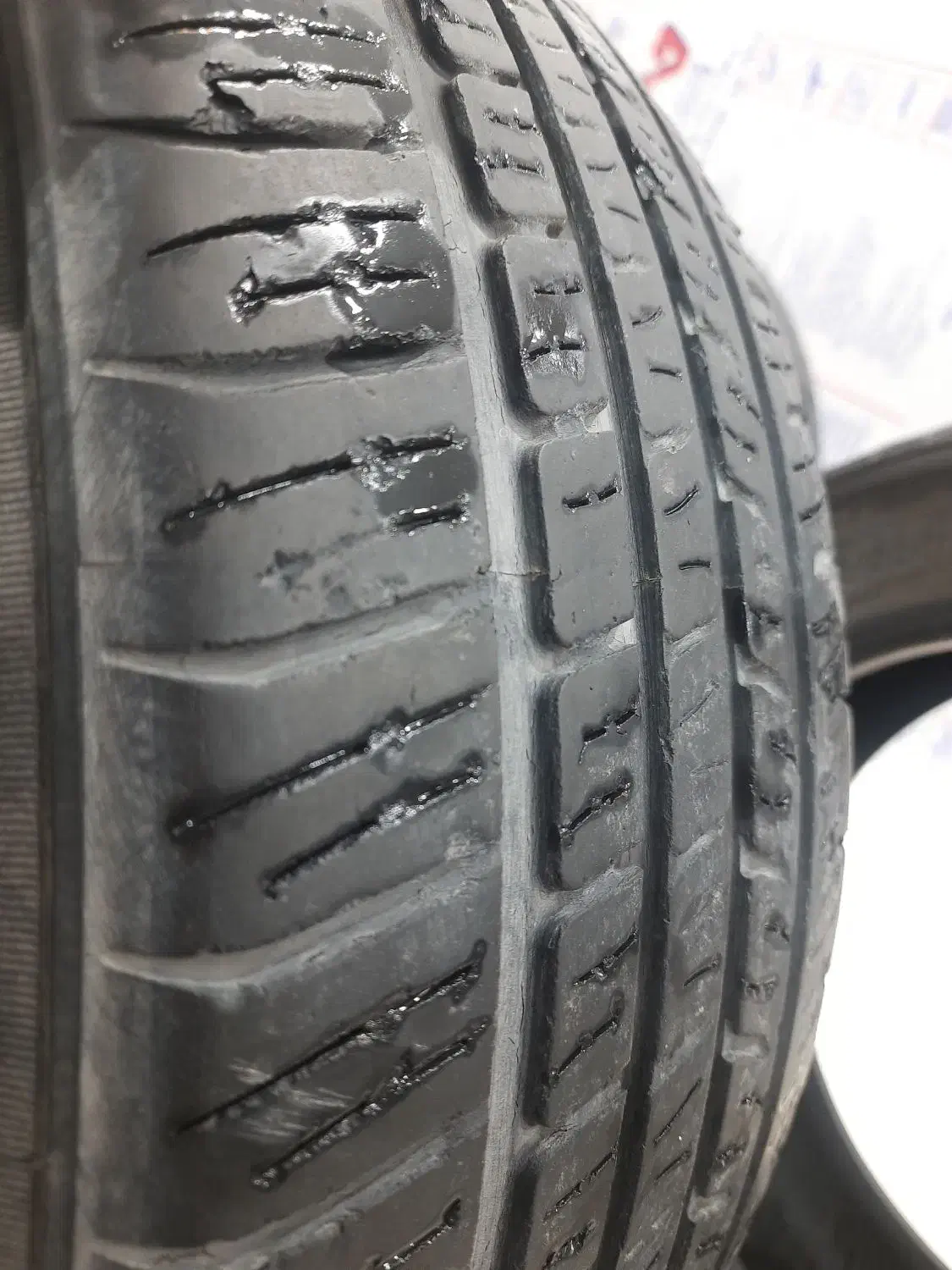 لاستیک ۵۵    ۲۱۵    ۱۶|قطعات یدکی و لوازم جانبی|سبزوار, گلشن|دیوار