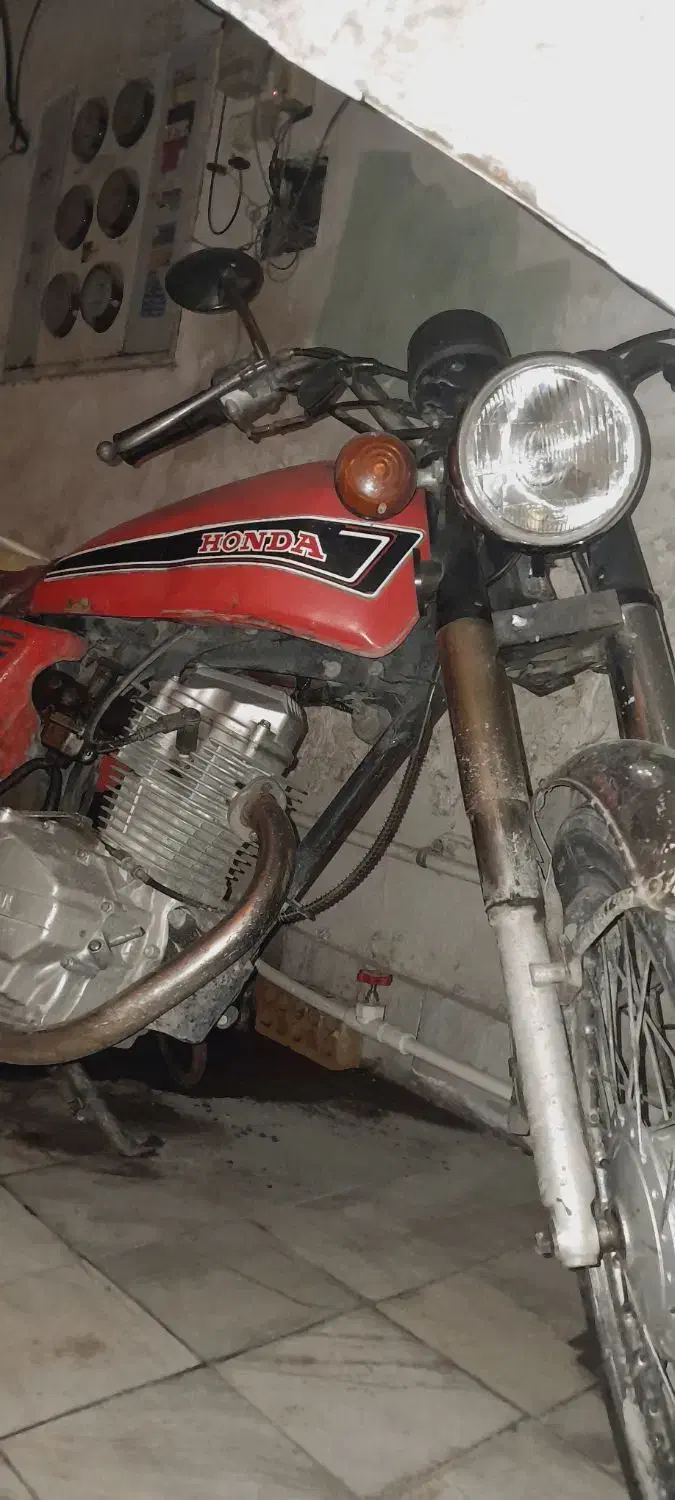 موتور سیکلت ۱۲۵سی جی بابرگه مزایده|موتورسیکلت|بهارستان, |دیوار