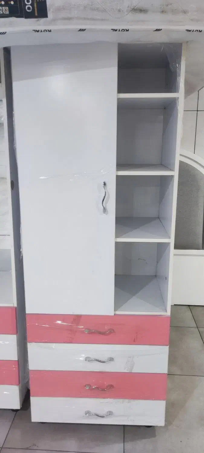 تخت و تشک و اینه و پاتختی و کمد|تخت و سرویس خواب|یاسوج, |دیوار