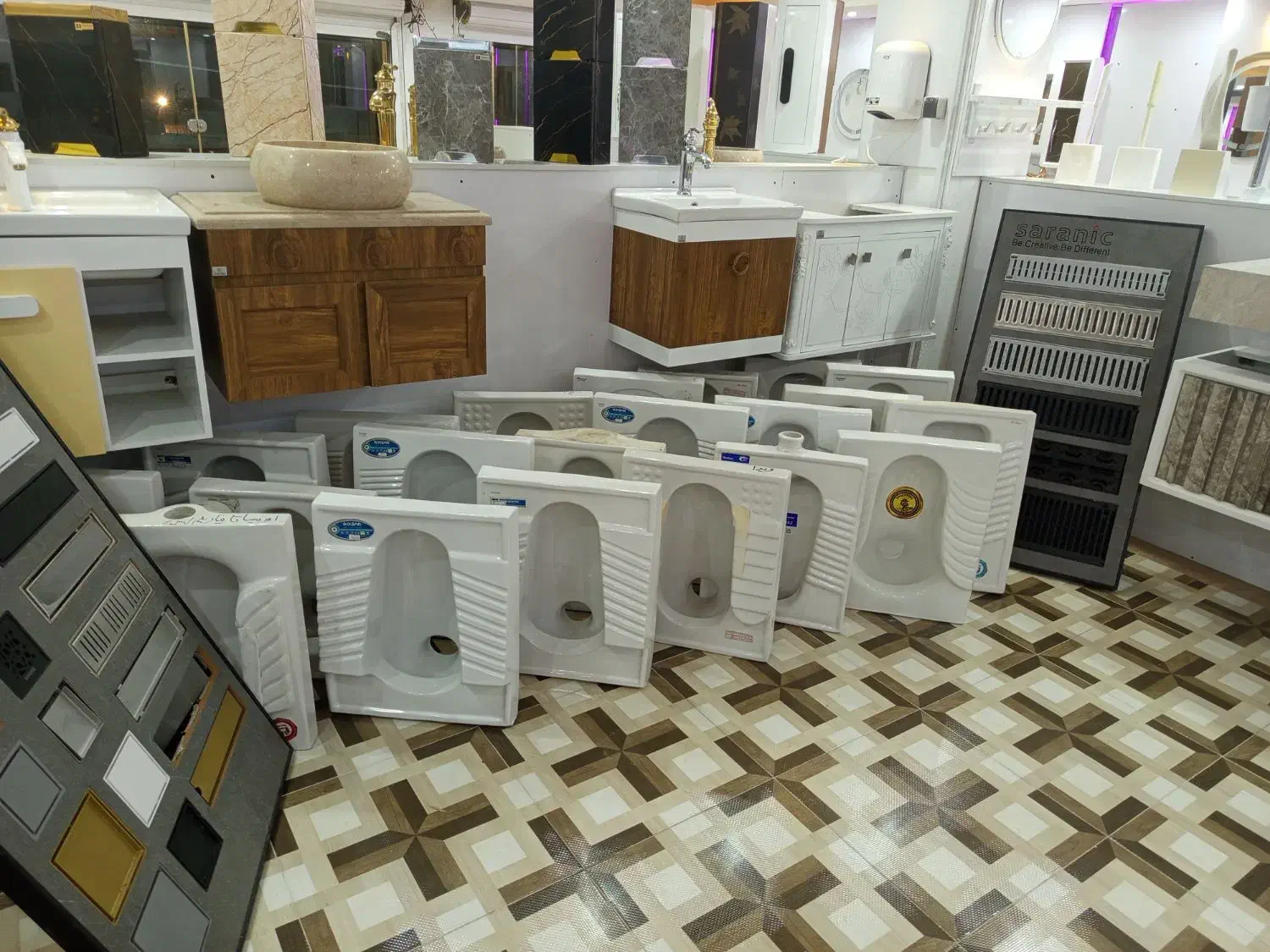 توالت فرنگی و ایرانی|لوازم سرویس بهداشتی|سرخرود, |دیوار