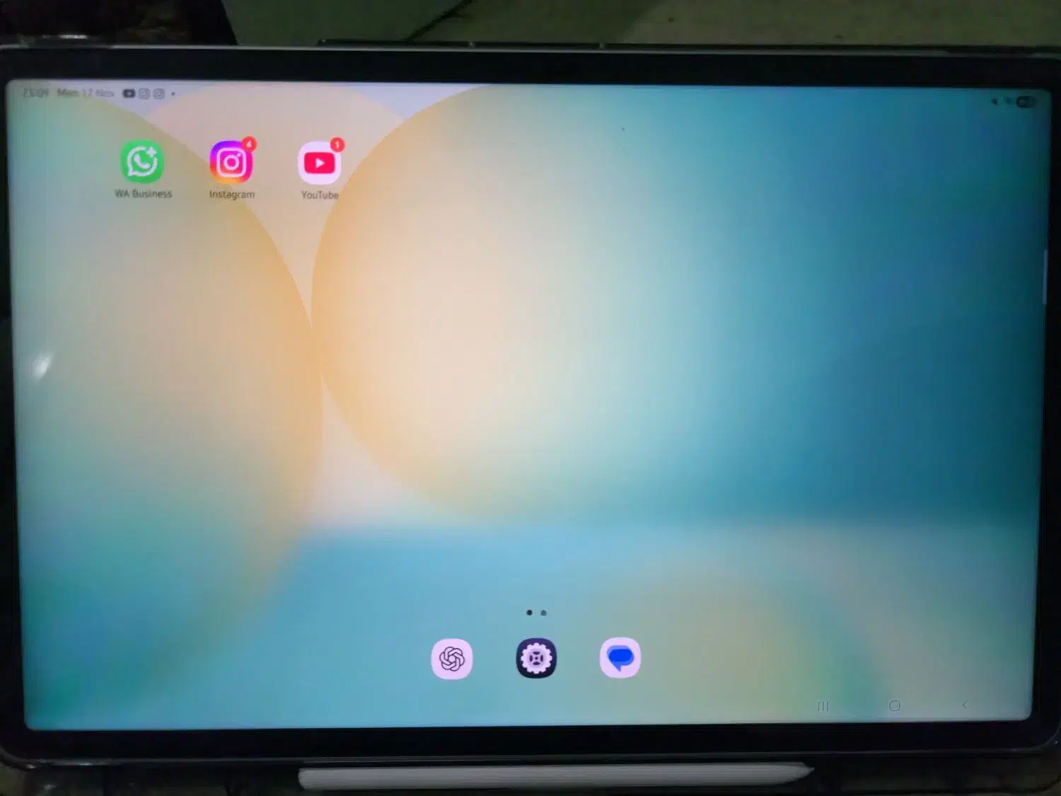 تبلت s10 fe plus|تبلت|صدرا-فارس, فاز ۱|دیوار