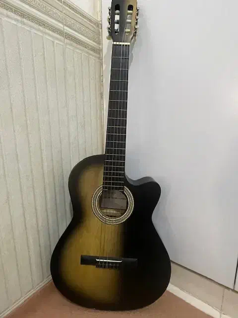 گیتار کلاسیک|گیتار، بیس، امپلیفایر|ورامین, ورامین|دیوار