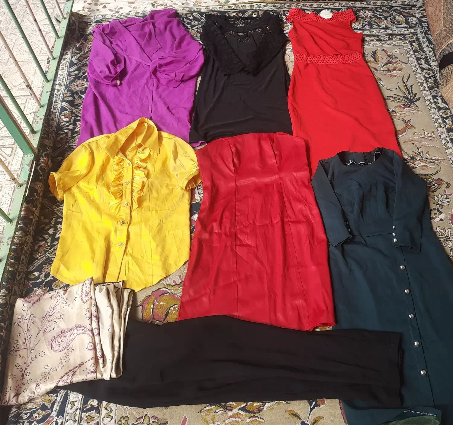 لباس نو|لباس|گرگان, |دیوار