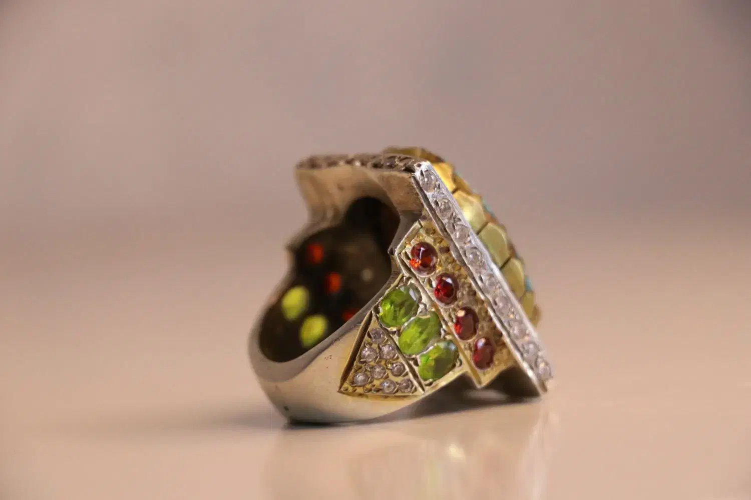 انگشتر کلکسیونی با سیمکارت هم معاوضه دارم|جواهرات|تهران, اسکندری|دیوار