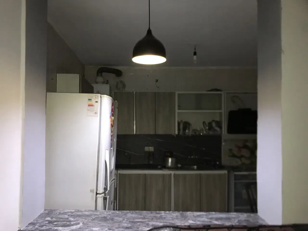 منزل مبله/اجاره سوییت/بیمارستان دنا و کوثر/کاشت مو|اجارهٔ کوتاه‌مدت آپارتمان و سوئیت|شیراز, ستارخان|دیوار