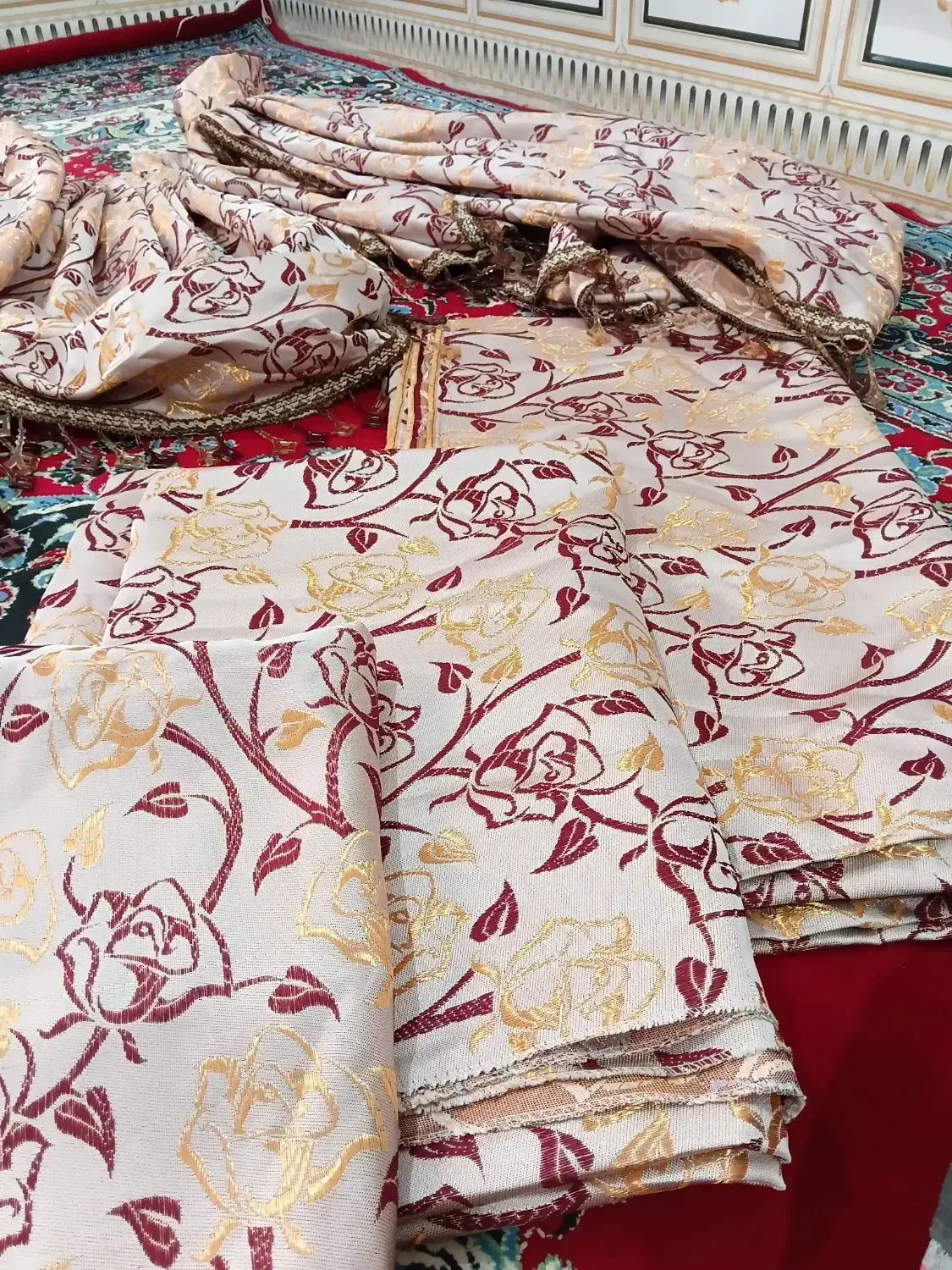 پرده|پرده، رانر، رومیزی|شادگان, |دیوار