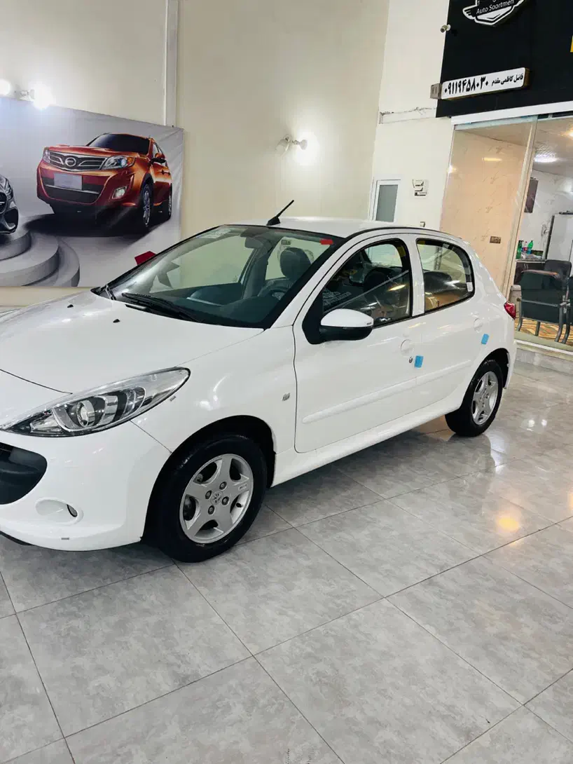 پژو۲۰۷سقف فلزمدل ۱۴۰۴دنده درحدخشک|خودرو سواری و وانت|رشت, جانبازان|دیوار