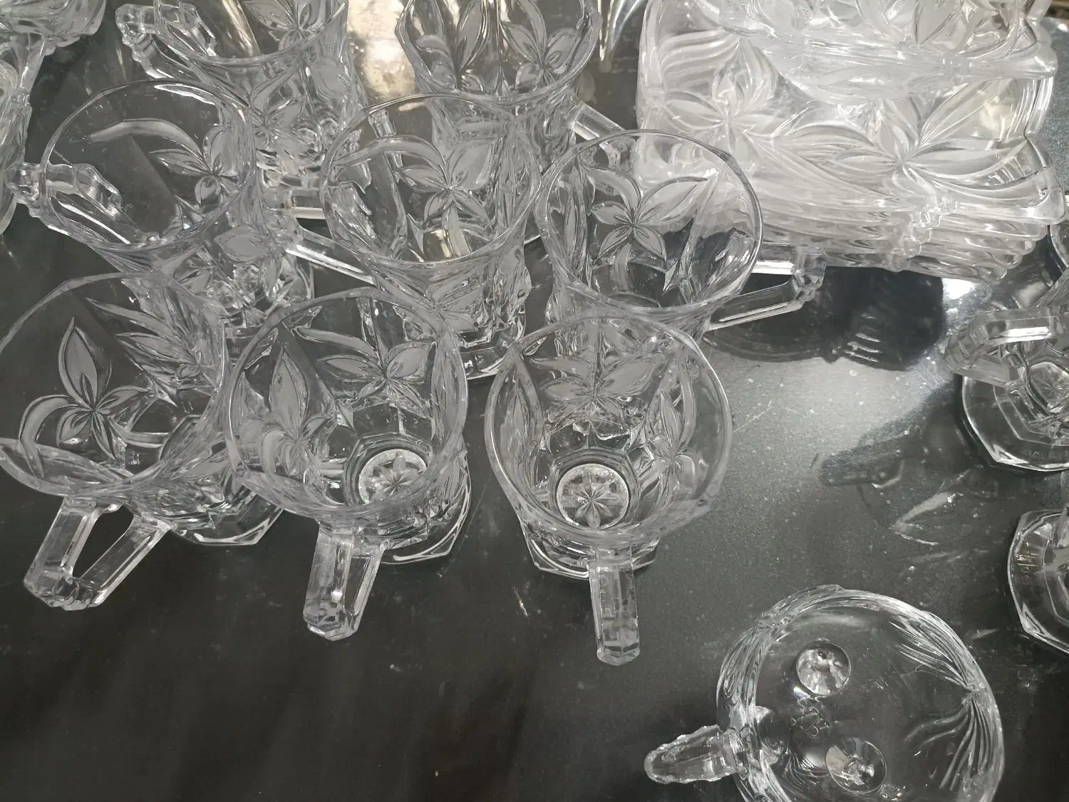 سرویس پذیرایی آنجلیکا|ظروف سرو و پذیرایی|مشهد, موعود|دیوار