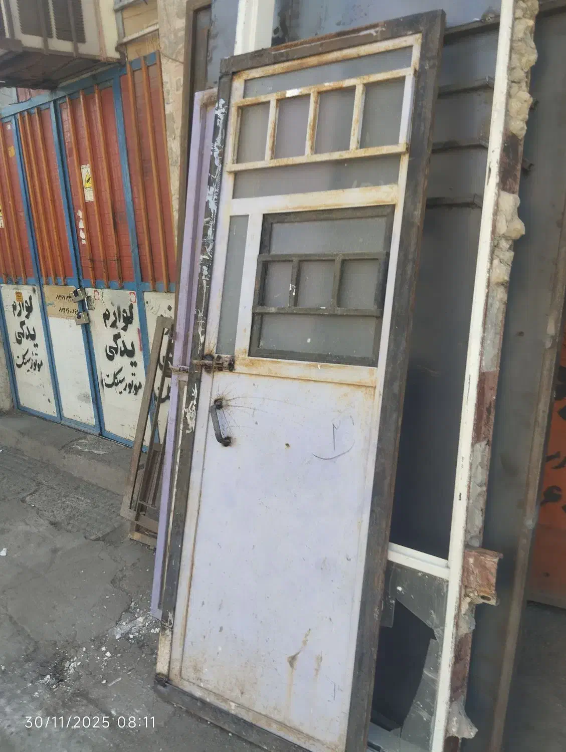 فروش درب و پنجره دست دوم|مصالح و تجهیزات ساختمان|جیرفت, |دیوار