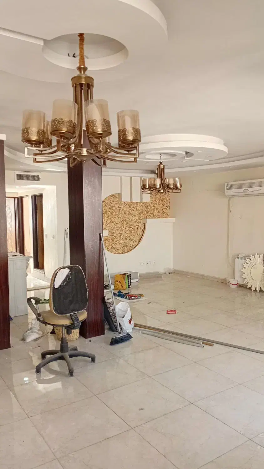 جمالزاده شمالی‌‌/‌‌‌۱۱۵متر۲خوابه/طبقه آخر