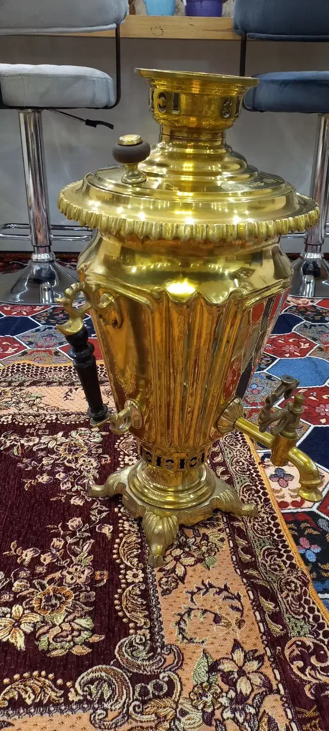 سماور روسی|کلکسیون اشیاء عتیقه|مراغه, |دیوار