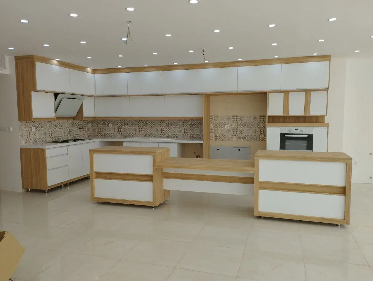 ساخت کابینت و کمد دیواری|خدمات پیشه و مهارت|شیراز, شهرک گلها|دیوار