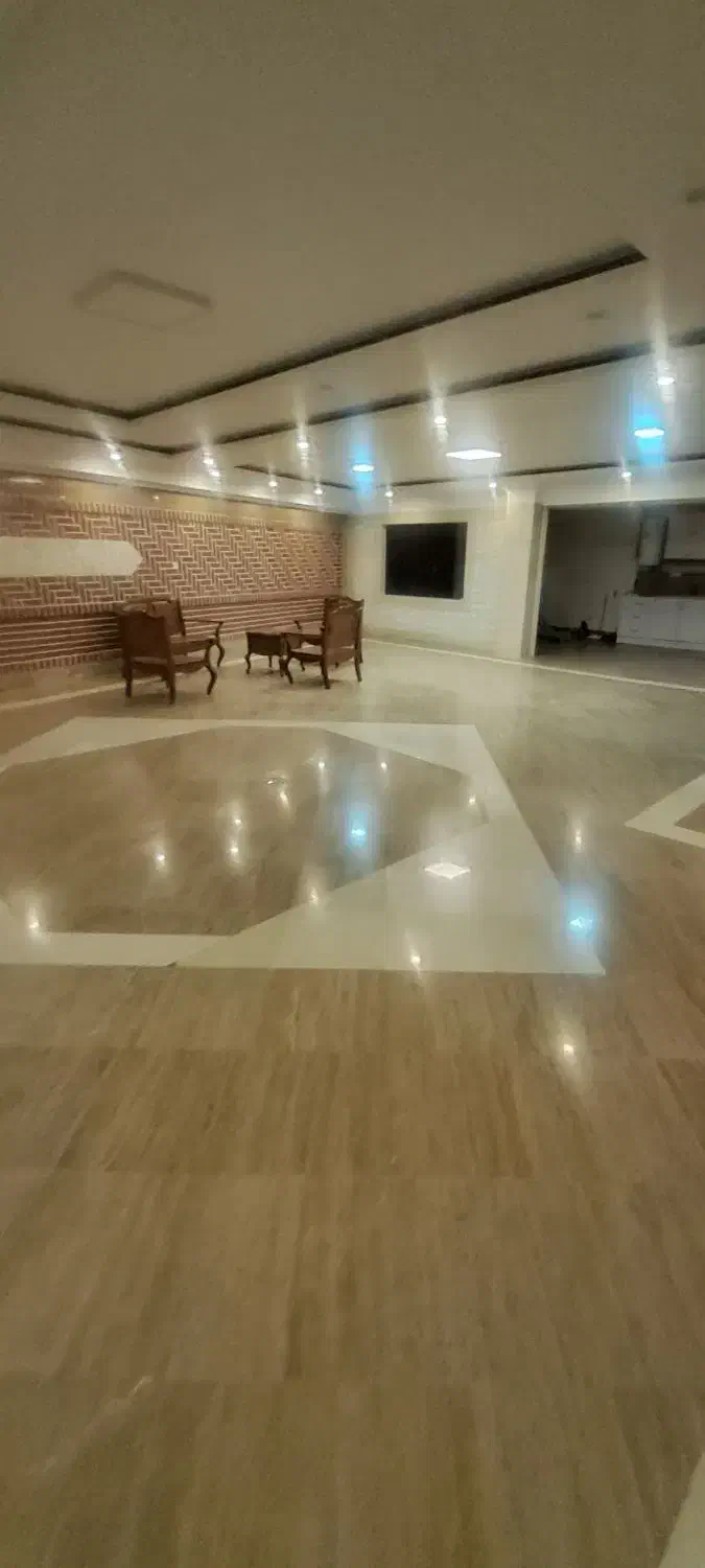 اندرزگو سلیمی شمالی 160متر سه خوابه دومستر