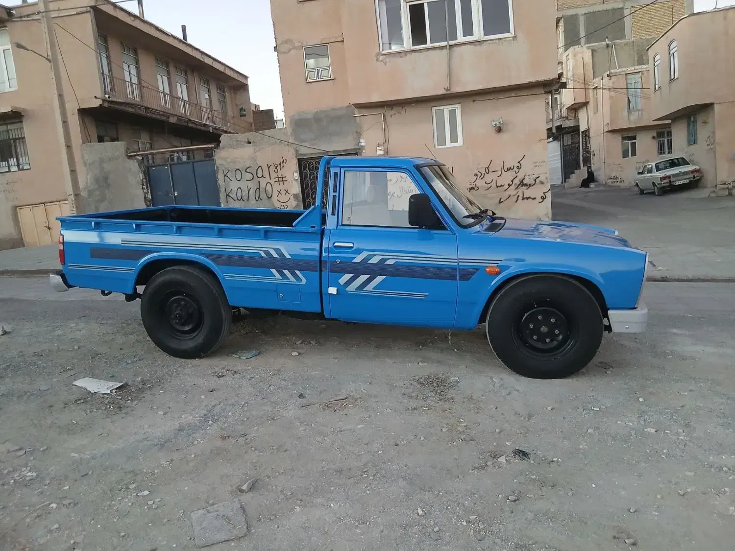 وانت نیسان 1401|خودرو سواری و وانت|کامیاران, |دیوار