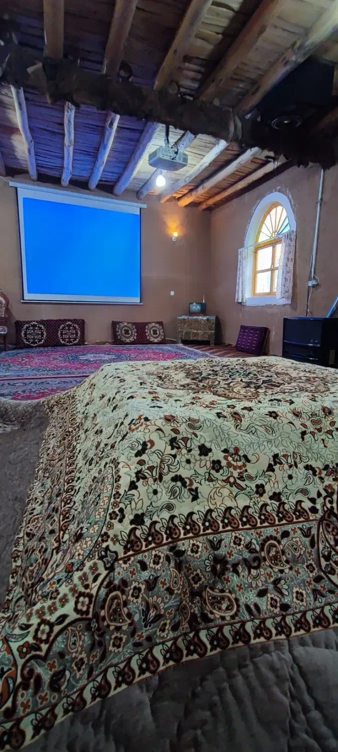 استخدام نیرو خانه دار و نظافت و ادمین اینستاگرام|استخدام سرایداری و نظافت|نیشابور, فضل|دیوار