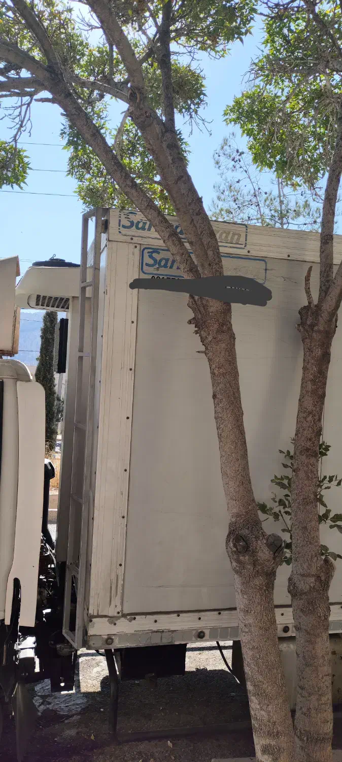 یخچال ایسوزو|خودرو سنگین|صدرا-فارس, فاز ۱|دیوار