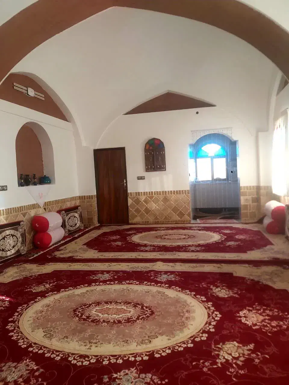 اجاره اقامتگاه|اجارهٔ کوتاهمدت ویلا و باغ|کویرات, |دیوار