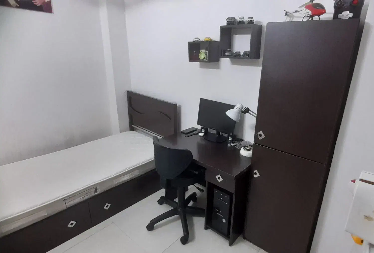 تخت خواب،تشک خواب،میز کامپیوتر،صندلی کامپیوتر،کمد|تخت و سرویس خواب|گرگان, |دیوار