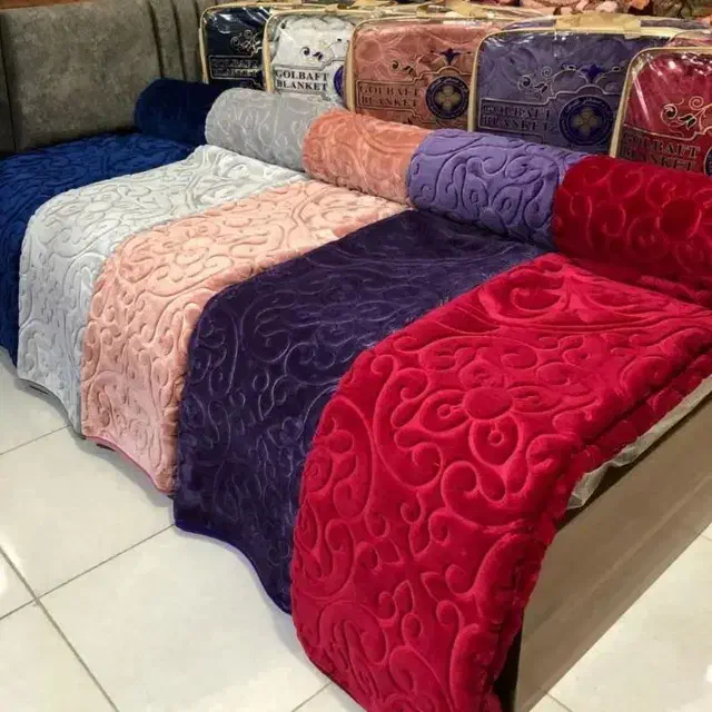 پتو گلبافت اصل|رختخواب، بالش، پتو|گرمسار, |دیوار