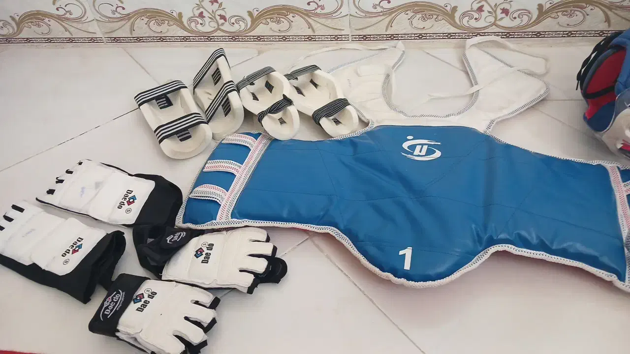 تجهیزات تکواندو|تجهیزات ورزشی|اردل, |دیوار