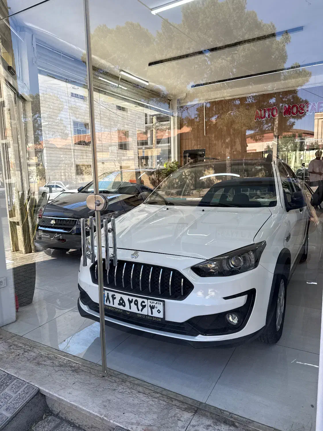 فروشنده خانم تلفنی و حضوری خودروباحقوق و پورسانت|استخدام بازاریابی و فروش|اسلامشهر, باغ فیض|دیوار