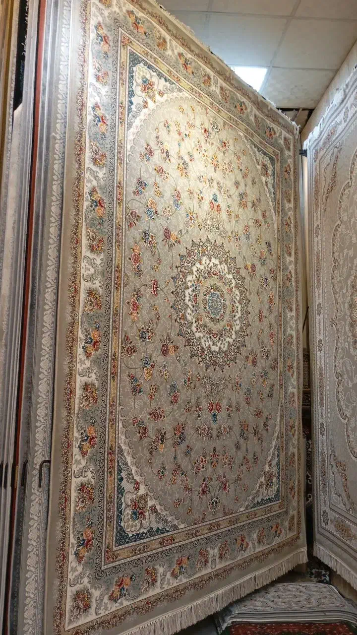 فرش700شانه|فرش|رشت, خواهر امام|دیوار