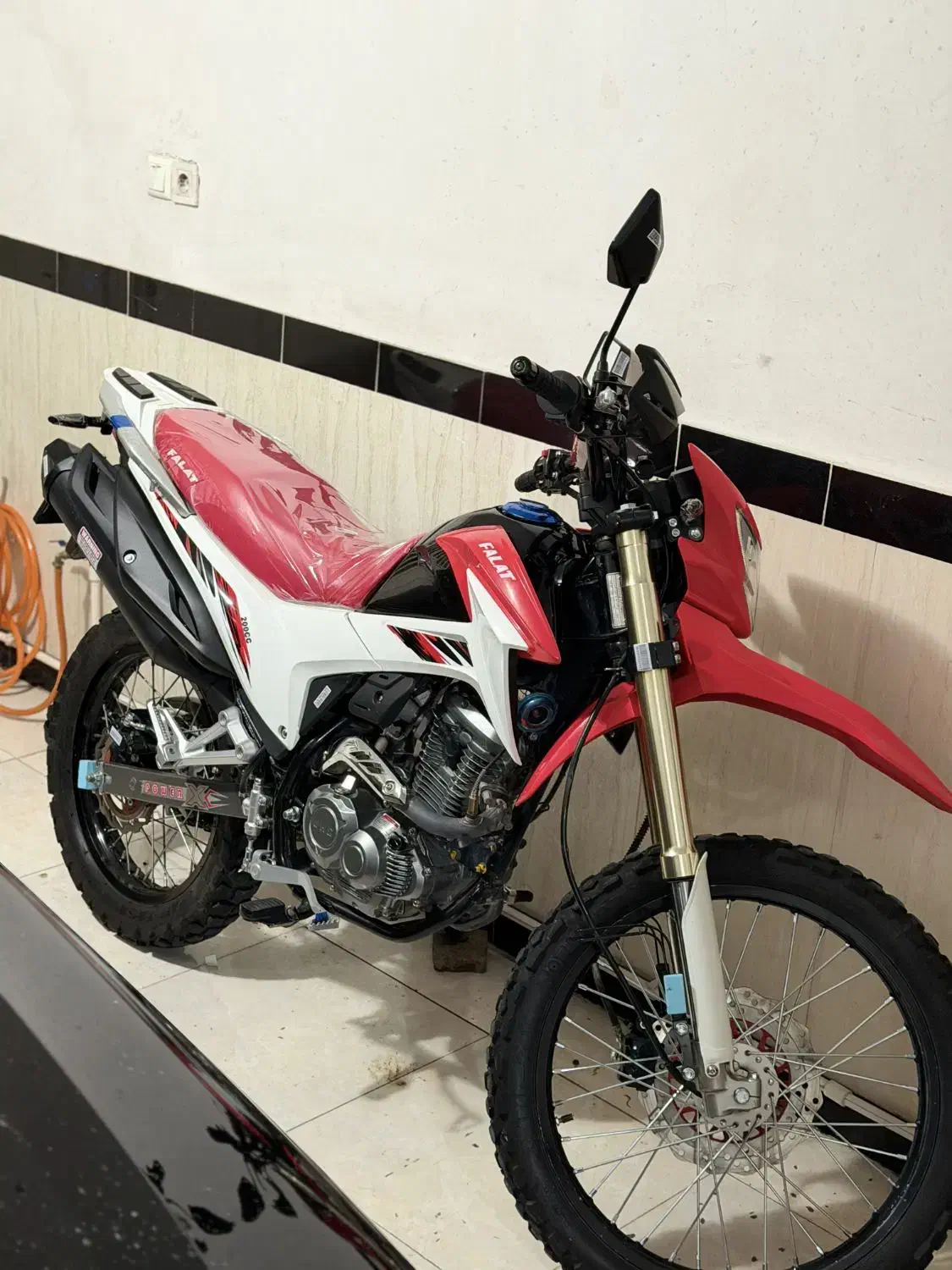 فلات crf1403|موتورسیکلت|پیرانشهر, |دیوار