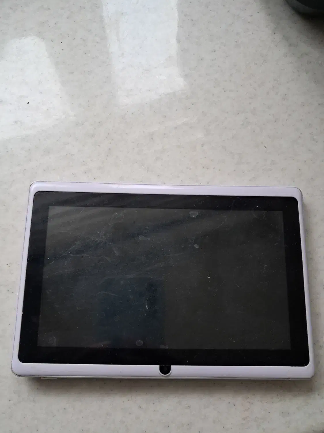 تبلت|تبلت|مشهد, هفت تیر (حافظ)|دیوار