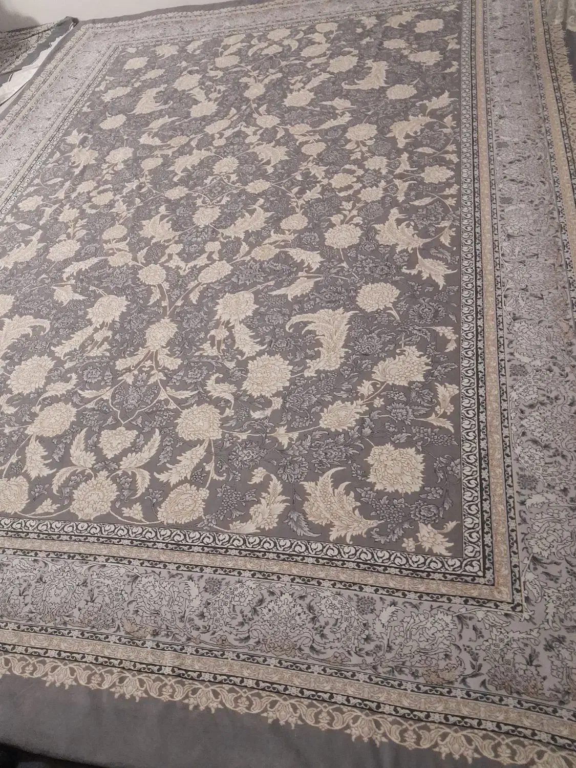 روفرشی وکناره|روفرشی|مشهد, شهید آوینی|دیوار