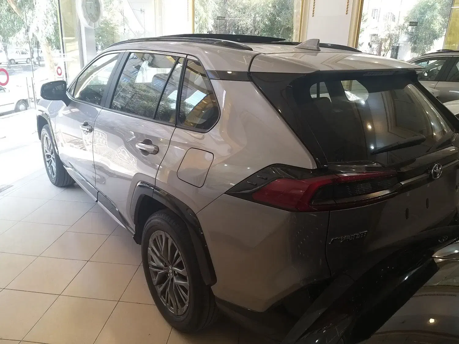 تویوتا وایدلندر|خودرو سواری و وانت|قم, بکایی|دیوار