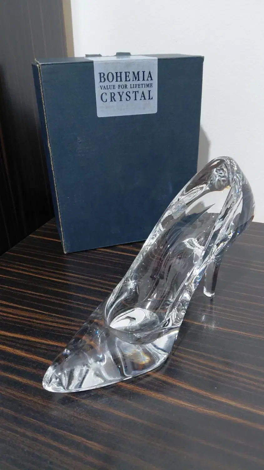 کفش دکوری کریستال بوهمیا|مجسمه، تندیس، ماکت|گرمدره, |دیوار