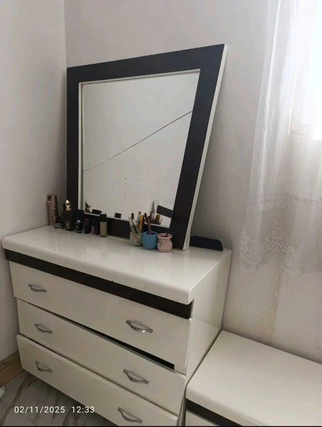 مبل ومیزتی وی|مبلمان خانگی و میز عسلی|آبادان, |دیوار