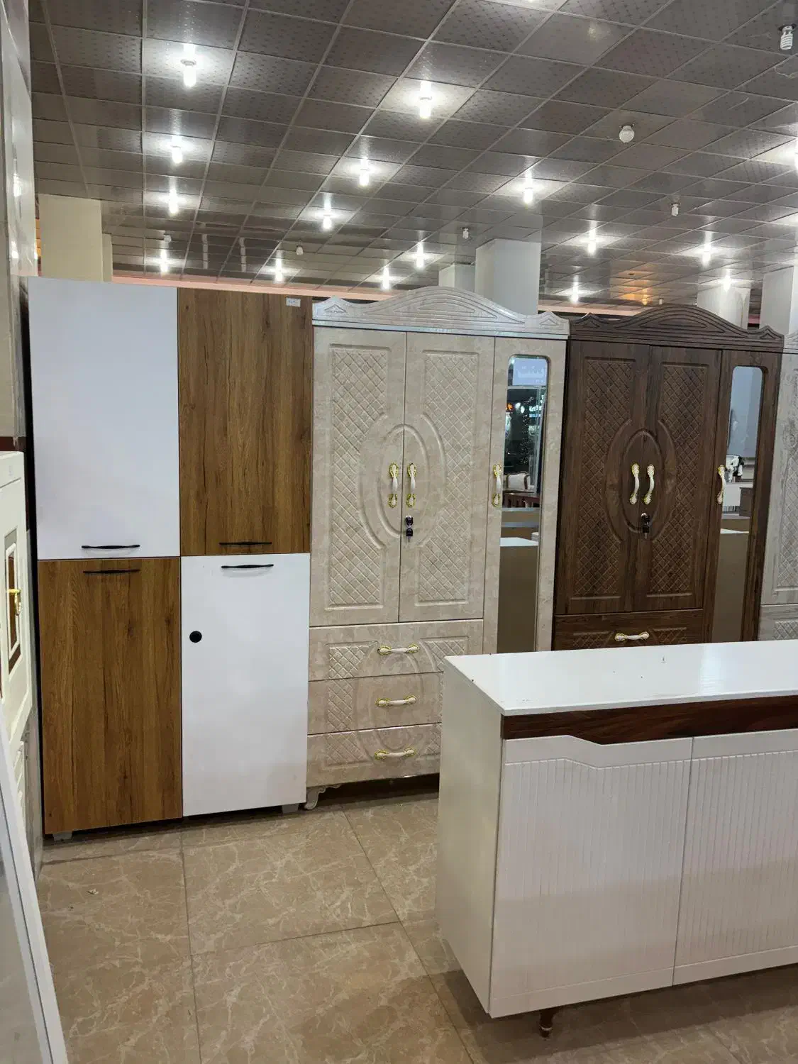 کمد وکیوم جادار باکیفیت جدید اقساطی کنگان|جاکفشی، کمد، دراور|بندر کنگان, |دیوار