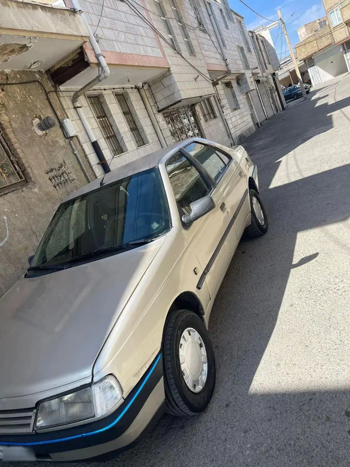 پژو ۴۰۵|خودرو سواری و وانت|بروجرد, |دیوار