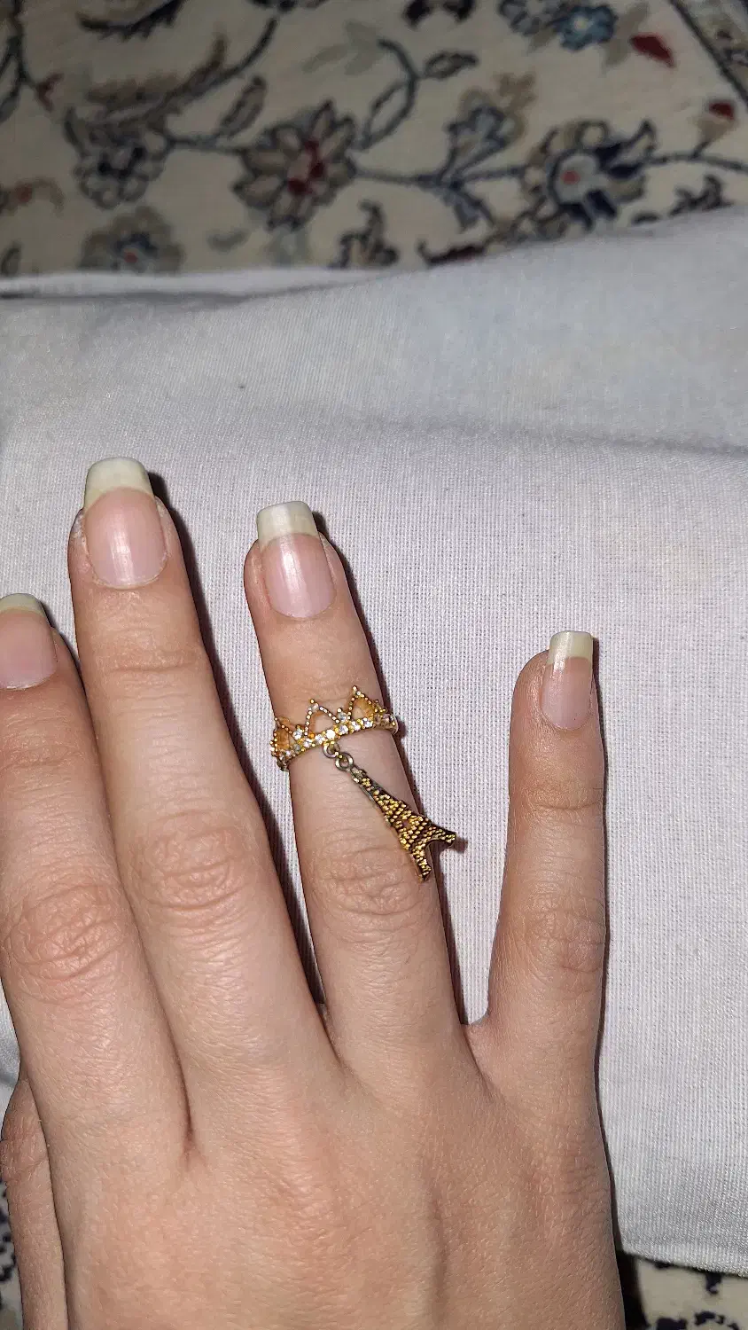 بند انگشتر|بدلیجات|اصفهان, ملاصدرا|دیوار