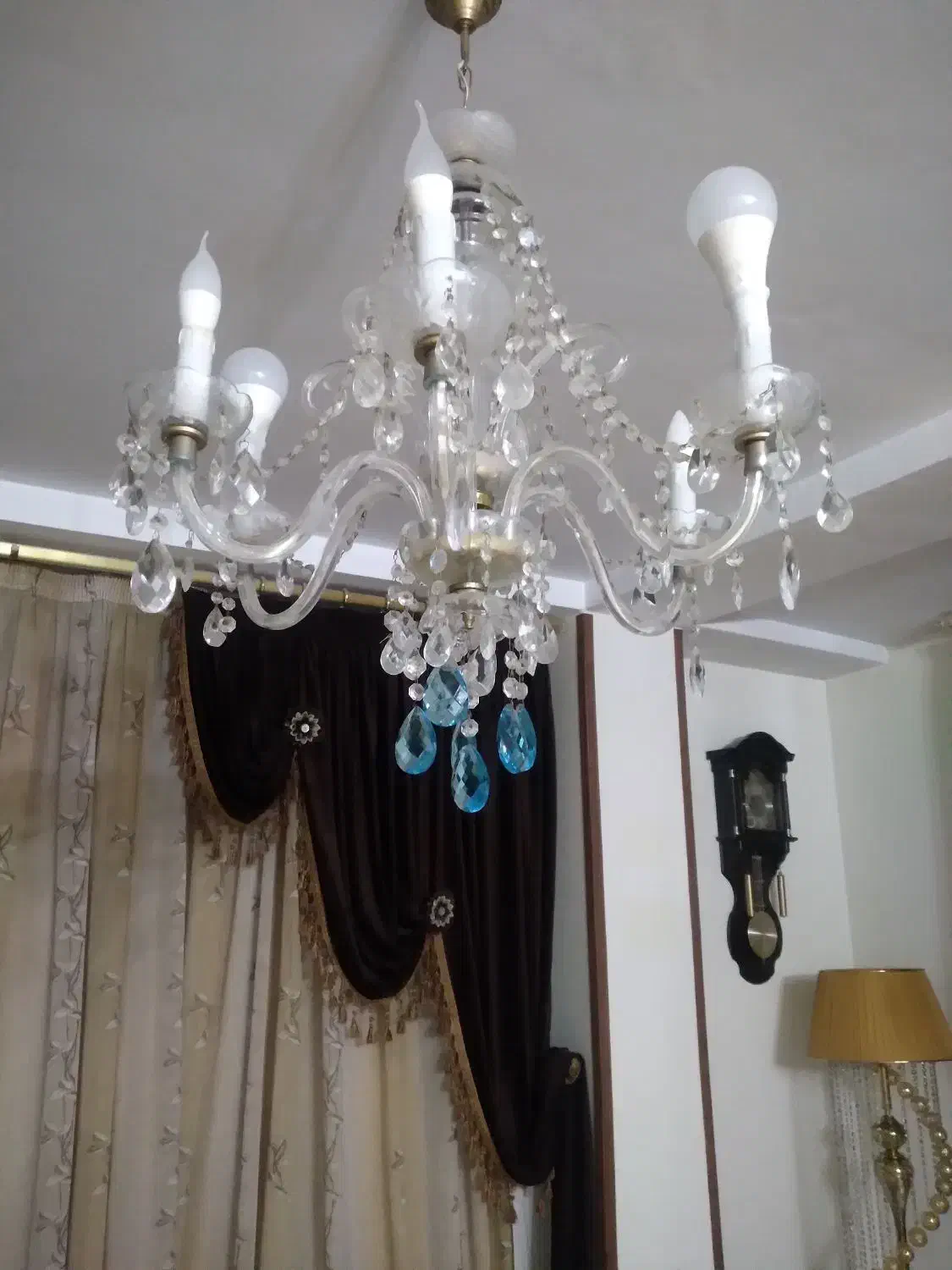 دو عدد لوستر|لوستر و چراغ آویز|کرج, محمود آباد|دیوار