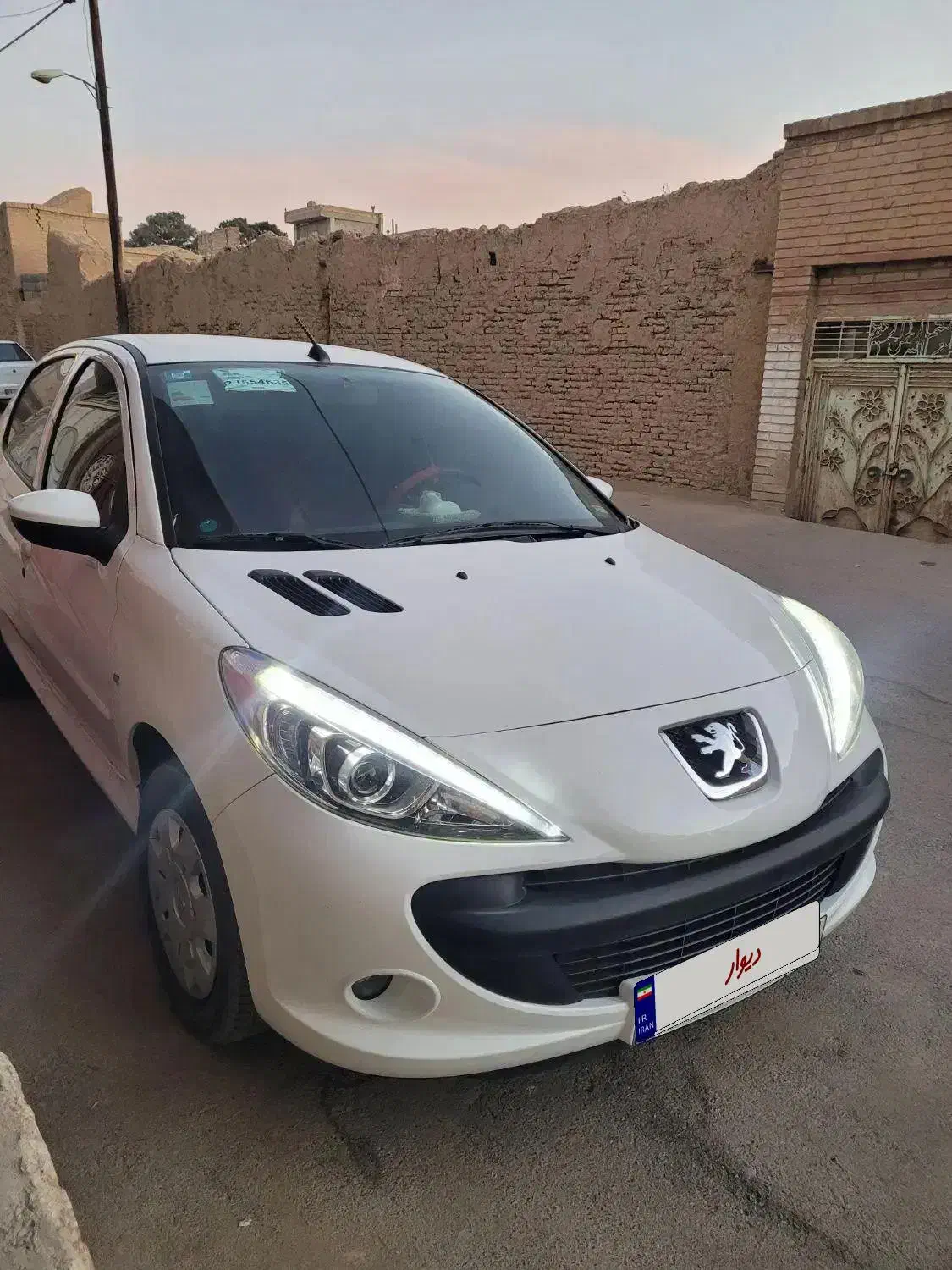 پژو207 دنده ای TU5|خودرو سواری و وانت|خمینیشهر, |دیوار