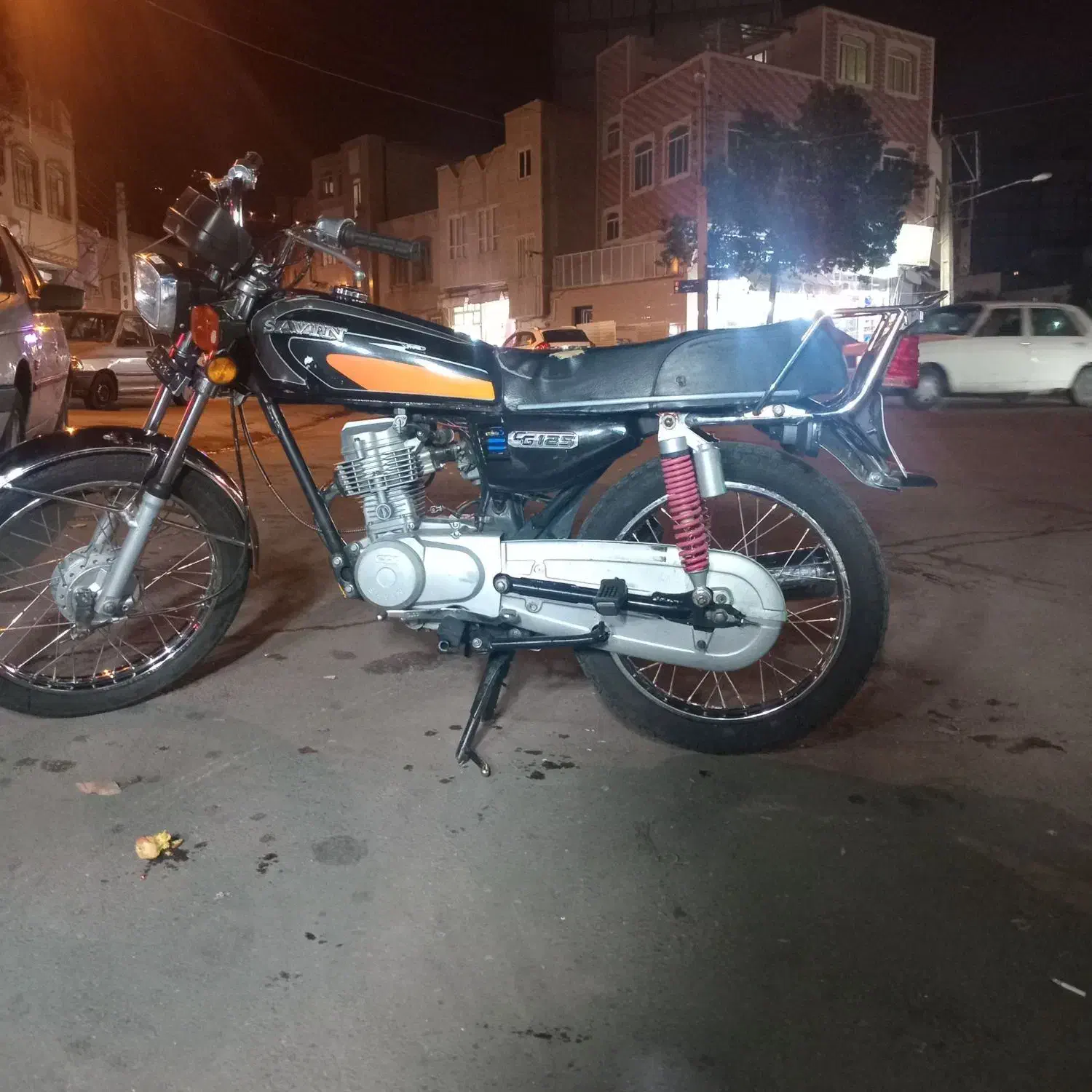 هندا ۱۲۵مدل ۹۲ ساوین|موتورسیکلت|تبریز, |دیوار