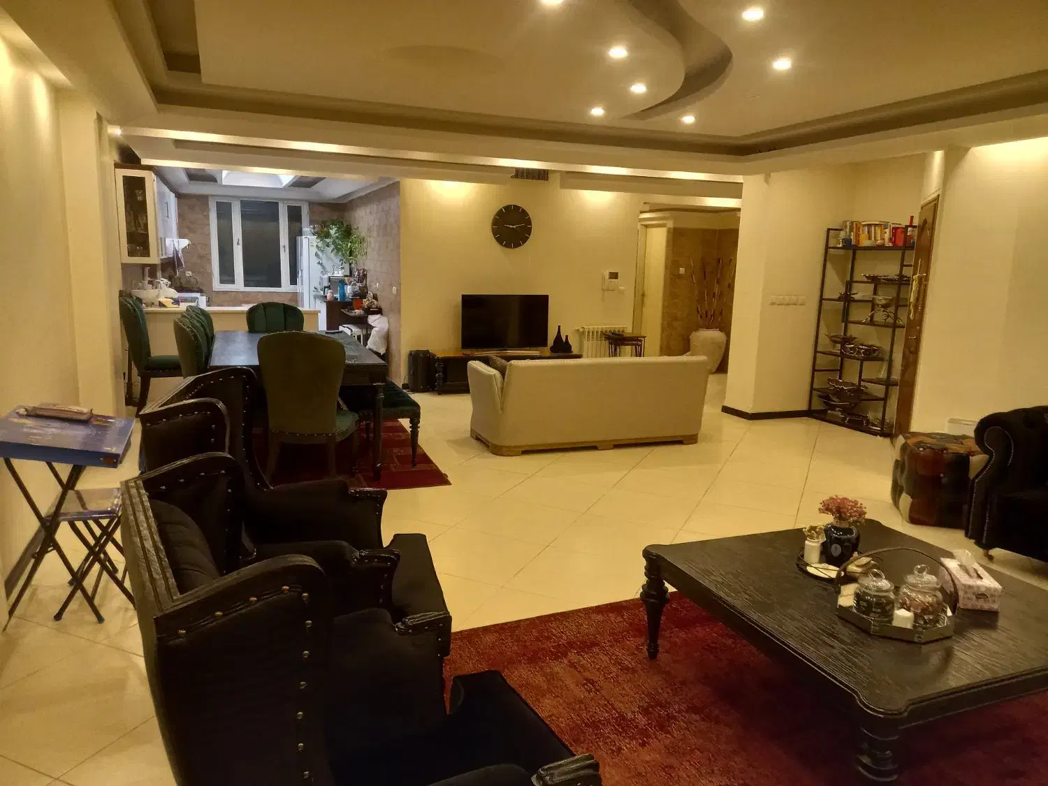 کاشانک/خیابان صبوری/۱۲۳ متر/آرام و مشجر|فروش آپارتمان|تهران, کاشانک|دیوار