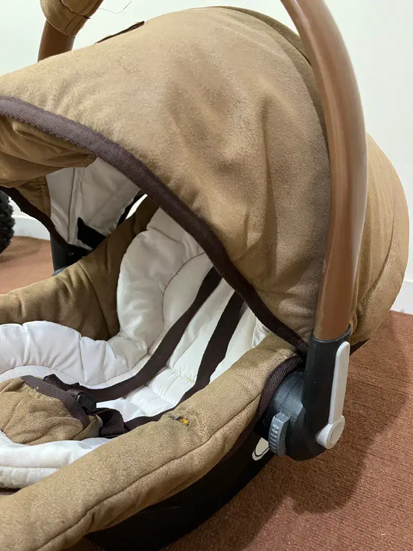 کریر|کالسکه و لوازم جانبی|ملایر, |دیوار