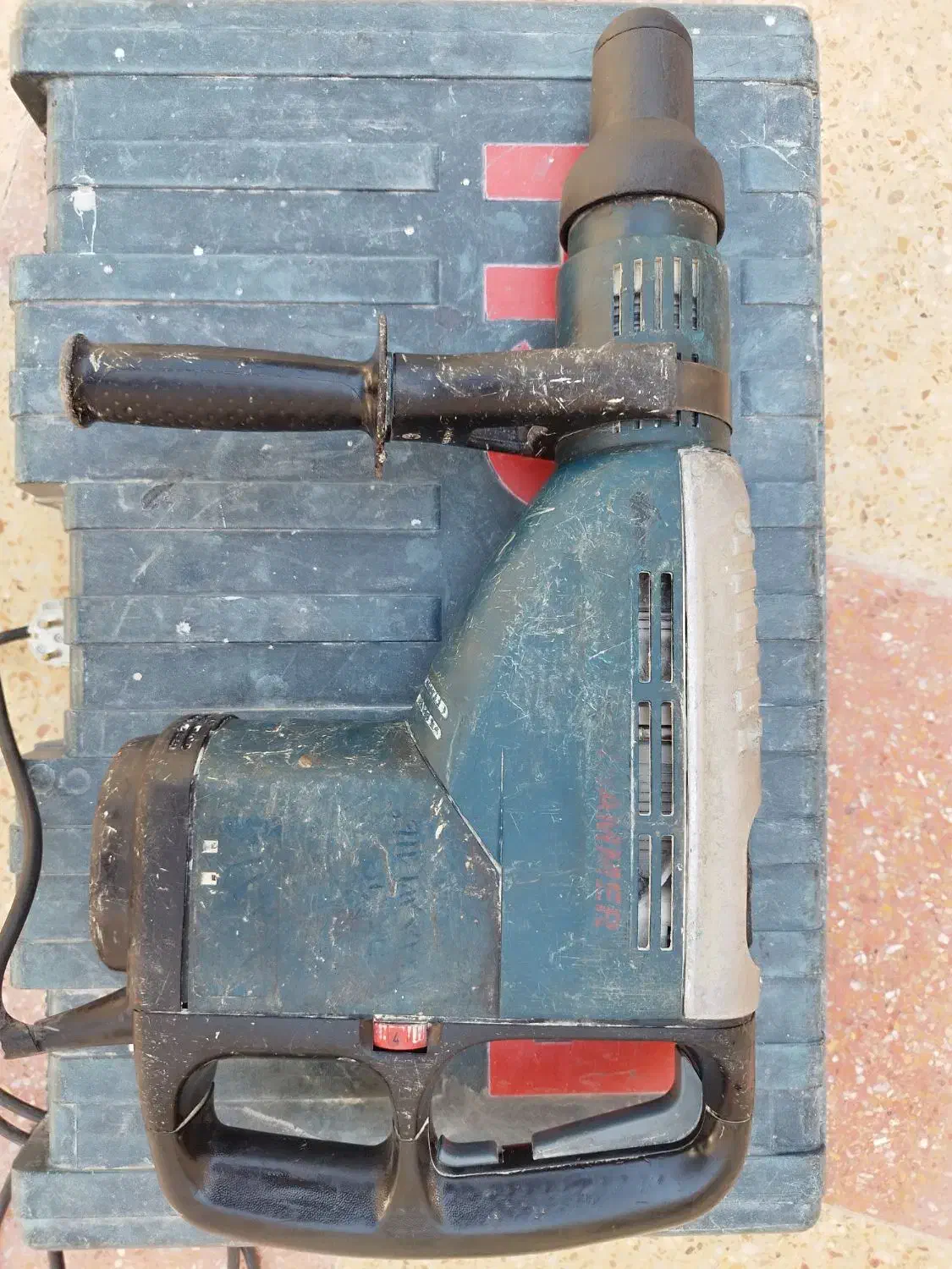 بتن کن|مصالح و تجهیزات ساختمان|اوز, |دیوار