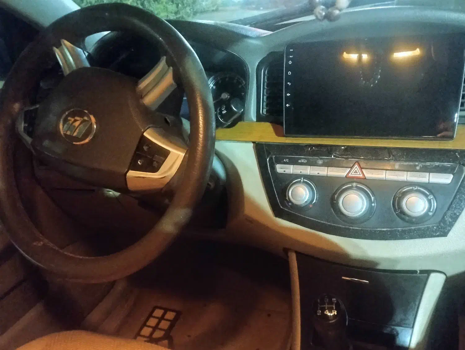 لیفان ۶۲۰|خودرو سواری و وانت|طبس, |دیوار