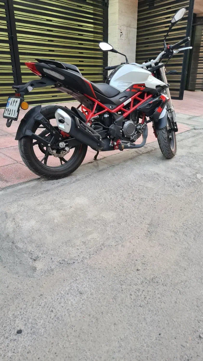 بنلی ۲۵۰ تک سیلندر|موتورسیکلت|بندرعباس, |دیوار