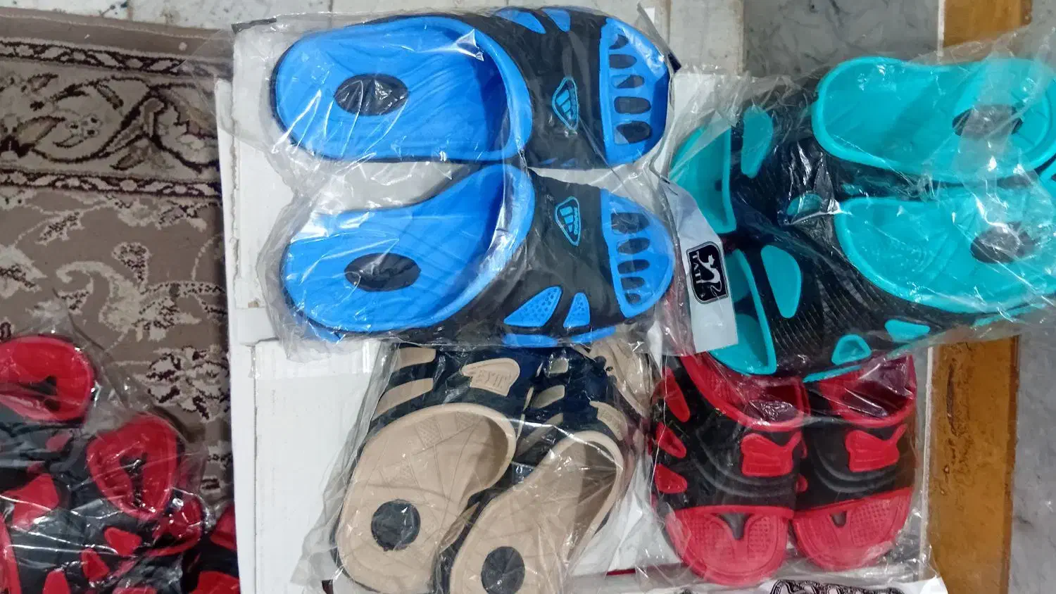 دمپایی ۱۰۰|کیف، کفش، کمربند|سبزوار, امیر کبیر|دیوار