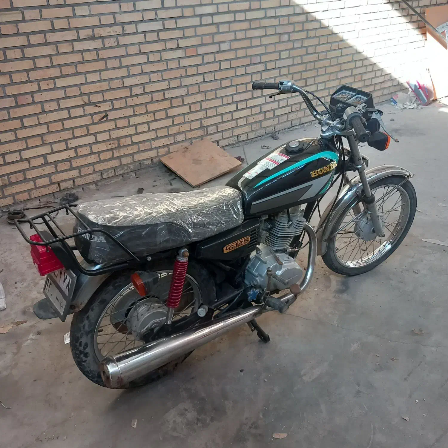 موتور سیکلت مزایده مدل 88 پلاک دار|موتورسیکلت|رباط‌کریم, آدران|دیوار